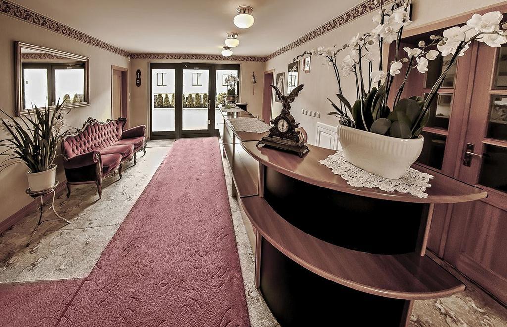 Palazzo Adler Bed & Breakfast Swarzedz Ngoại thất bức ảnh