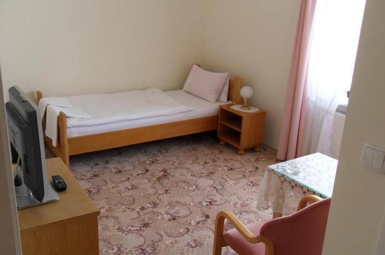 Palazzo Adler Bed & Breakfast Swarzedz Phòng bức ảnh